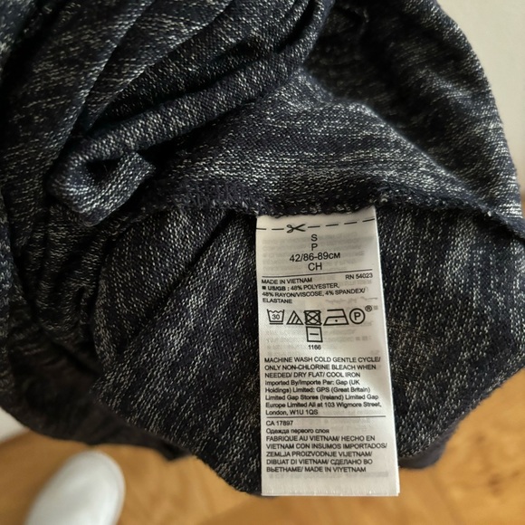 Banana Republic Luxespun Twist Knit Top - Picture 6 of 7